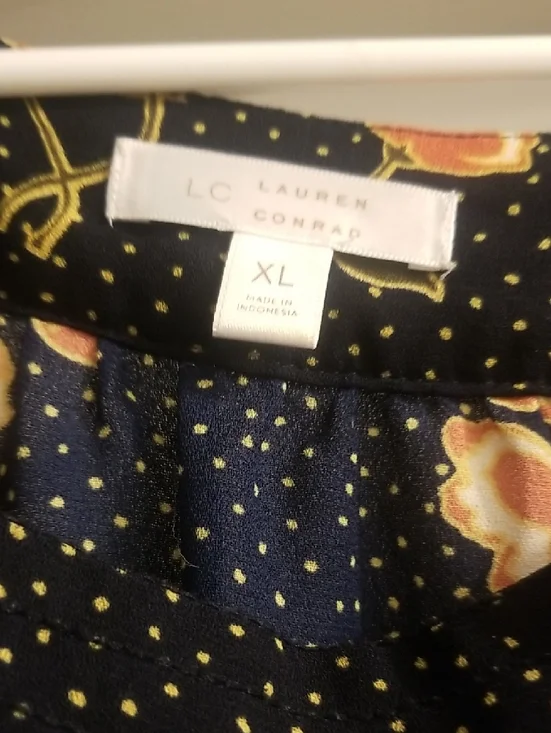 LC Lauren Conrad Black Floral Peasant Top with Peach Blooms - Picture 2 of 3